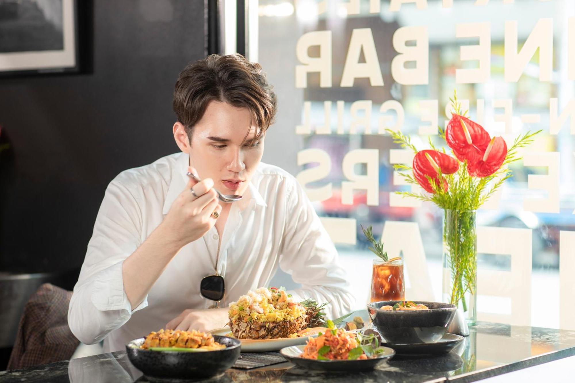 The Gravitique Hotel Khaosan Bangkok Bagian luar foto